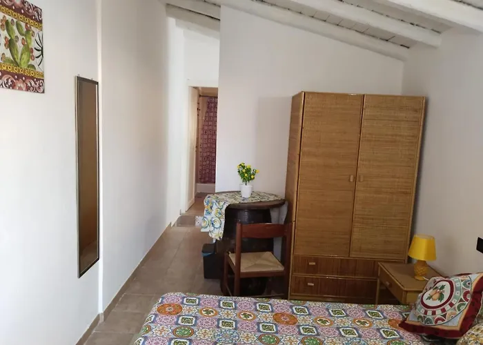 Sikelia 3*
