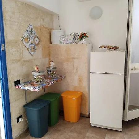 Oda ve Kahvaltı Sikelia Terrasini