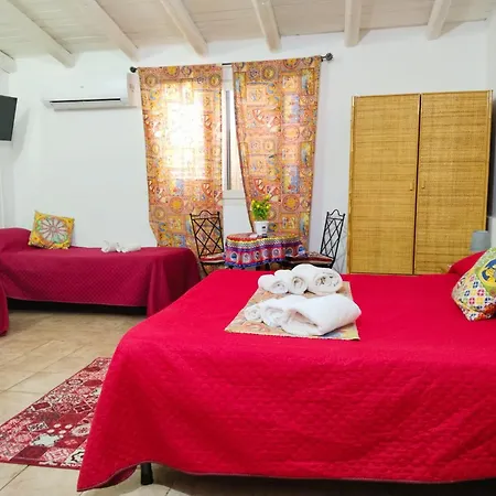 Sikelia Bed & Breakfast *